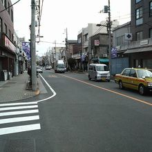 ほとんどが個人店で昭和のままという感じです