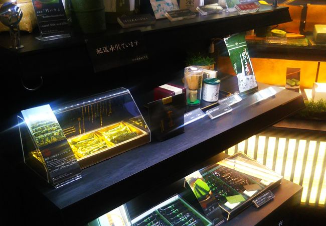 抹茶ラングドシャ