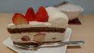 生クリームの量が半端ない！満足度高し！