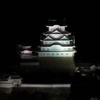 ライトアップされた姫路城天守もよく見えました。