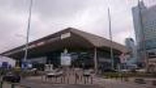 地下鉄とは接続していません