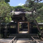 開山５９５年の寺院