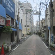 横浜で1番の飲み屋街 By クワトロ 野毛商店街のクチコミ フォートラベル