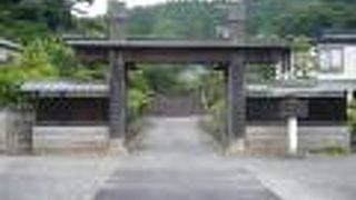 大きなお寺です