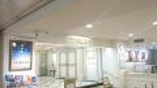 三越日本橋本店にある劇場