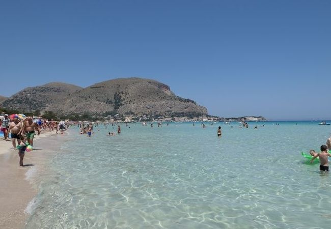 パレルモ近郊の絶景ビーチ！