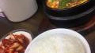 手軽な韓国料理店