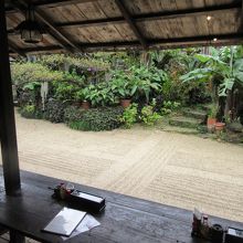 お庭
