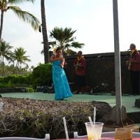 ルアウショーを見ながらのディナータイム