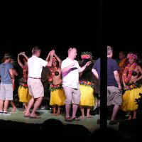 多くの宿泊客が参加して楽しめるショータイムです