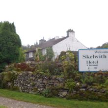 起点のSkelwitch Bridge村