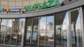 駅直結で便利なモールです