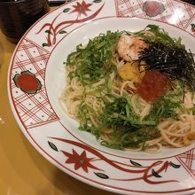 期間限定？！ウニとイクラと小エビの青じそあえパスタ