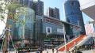 10年前は、まだ屋台とか　こきたない店があったのに　もう駆逐されてた。