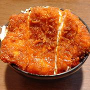 ボリューミーなソースカツ丼