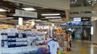 沢山のお店がクローズしてました。