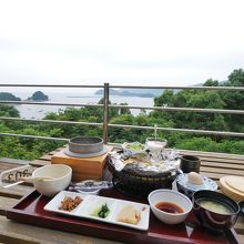 朝食はスタッフさんの計らいで、テラス席で頂けました！