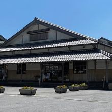 お蕎麦屋さんの伊吹野