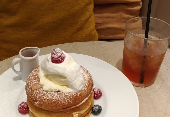 カフェ ブックス ビブリオテーク 東京 有楽町 クチコミ アクセス 営業時間 銀座 有楽町 日比谷 フォートラベル カフェ ブックス ビブリオテーク 東京 有楽町 クチコミ アクセス 営業時間 銀座 有楽町 日比谷 フォートラベル