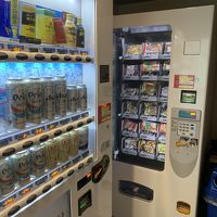 ドリンクやスナック菓子の自販機