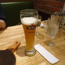 目盛りが付いたビアグラス