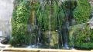 アルテミスまたは母なる神の噴水