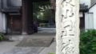 新馬場駅北東の真宗大谷派のお寺