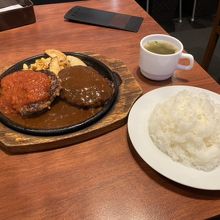 ダブル手ごねハンバーグ