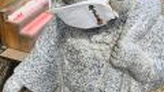 マスク姿の 大国さま と 白うさぎ