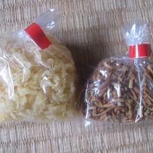 天かすと揚げ蕎麦の小袋も頂くことが出来ます