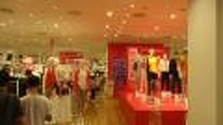 旧正月シーズンのユニクロ (サイアムパラゴン店)2019