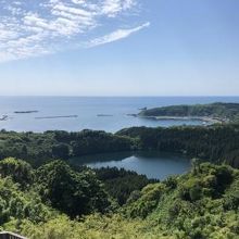 戸賀湾と二の目潟