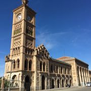 イスラム風の美しい駅舎