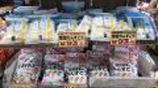 お土産探しに市場中央通り商店街はいい