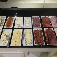 朝食はビュッフェ