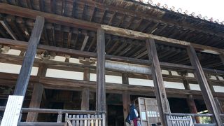 五重塔のとなり