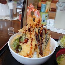 タレを投入！マジで美味そう！早く食べたいぜ！