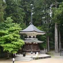 有り難い六角経蔵