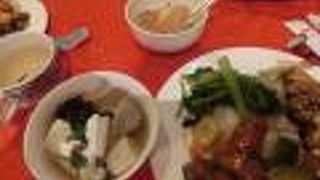 カンボジア最後の食事は美味しい中華