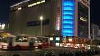 福屋などが入る！