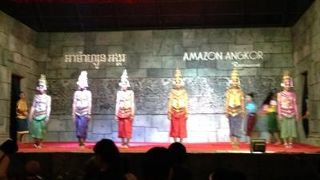 シェムリアップでアプサラダンスを見た