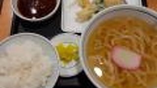 WEST うどん屋天神店