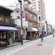 生活感溢れる商店街