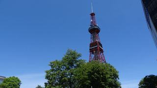 こちらのテレビ塔も人通りが戻ったようです。