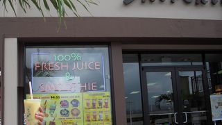 日本では懐かしい白木屋の名前が、現地法人としてハワイではまだ存続しています。