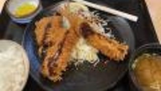 田町駅:エンゼル街でとんかつ