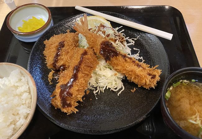 田町駅:エンゼル街でとんかつ
