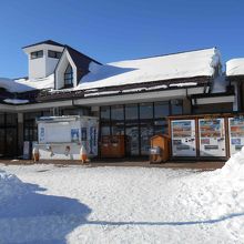 お店などもありますよ