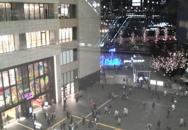 アトリウム広場 クチコミ アクセス 営業時間 キタ 大阪駅 梅田 フォートラベル アトリウム広場 クチコミ アクセス 営業時間 キタ 大阪駅 梅田 フォートラベル