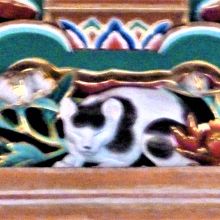 国宝 眠り猫 彫刻職人 左甚五郎 作 By Ud Bf 日光東照宮のクチコミ フォートラベル